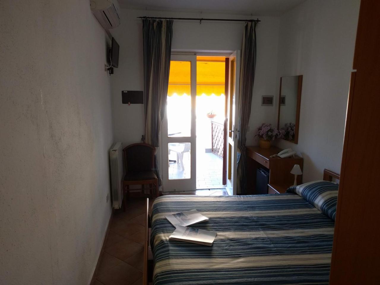 Hotel Conte - S. Angelo Bay Serrara Fontana Luaran gambar
